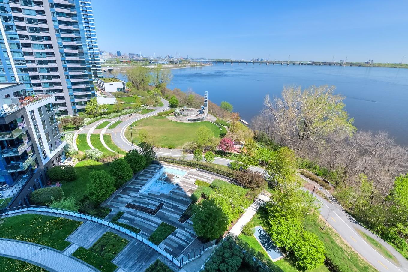 Water view - 909-299 Rue De La Rotonde, Montréal (Verdun/Île-Des-Soeurs), QC - Outdoor With Body Of Water With View