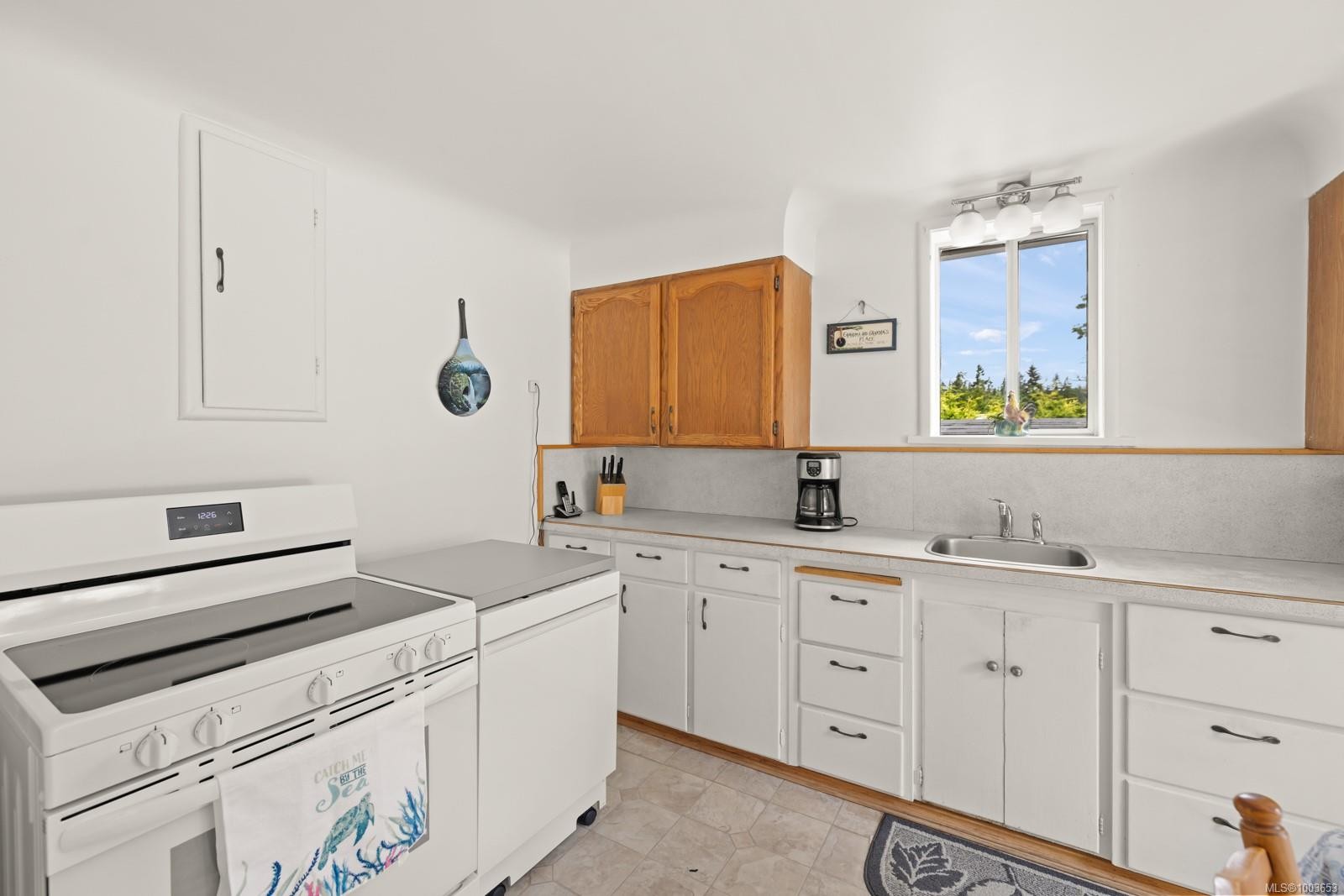 4823 Rocky Point Rd, Metchosin, BC