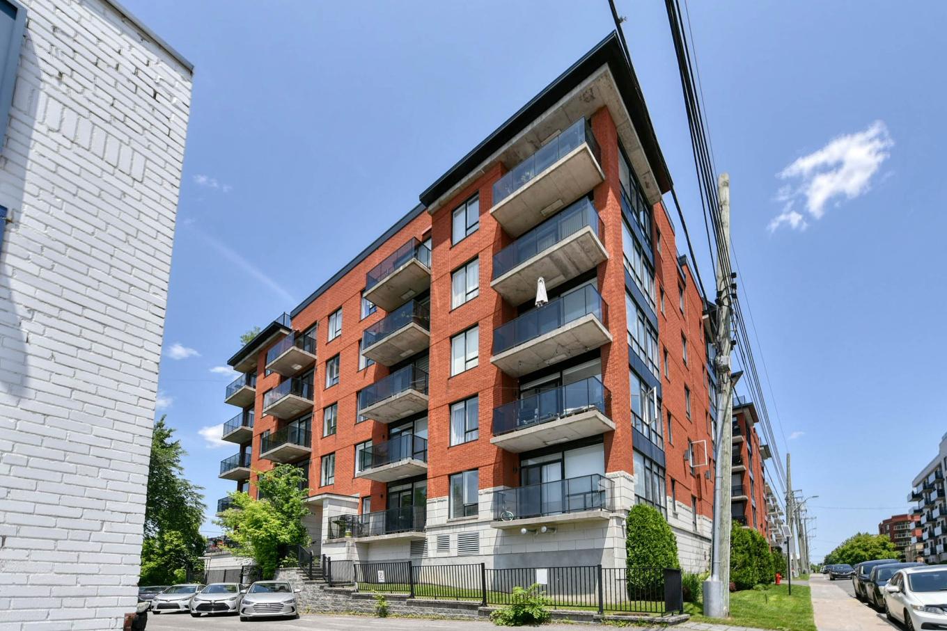 Exterior - 106-155 Ch. Bates, Mont-Royal, QC - Outdoor With Facade