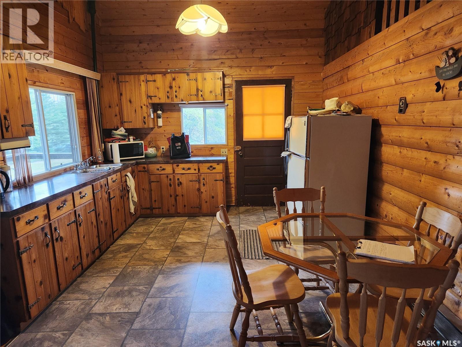 #5 Lookout Road, Northern Admin District, SK - Indoor