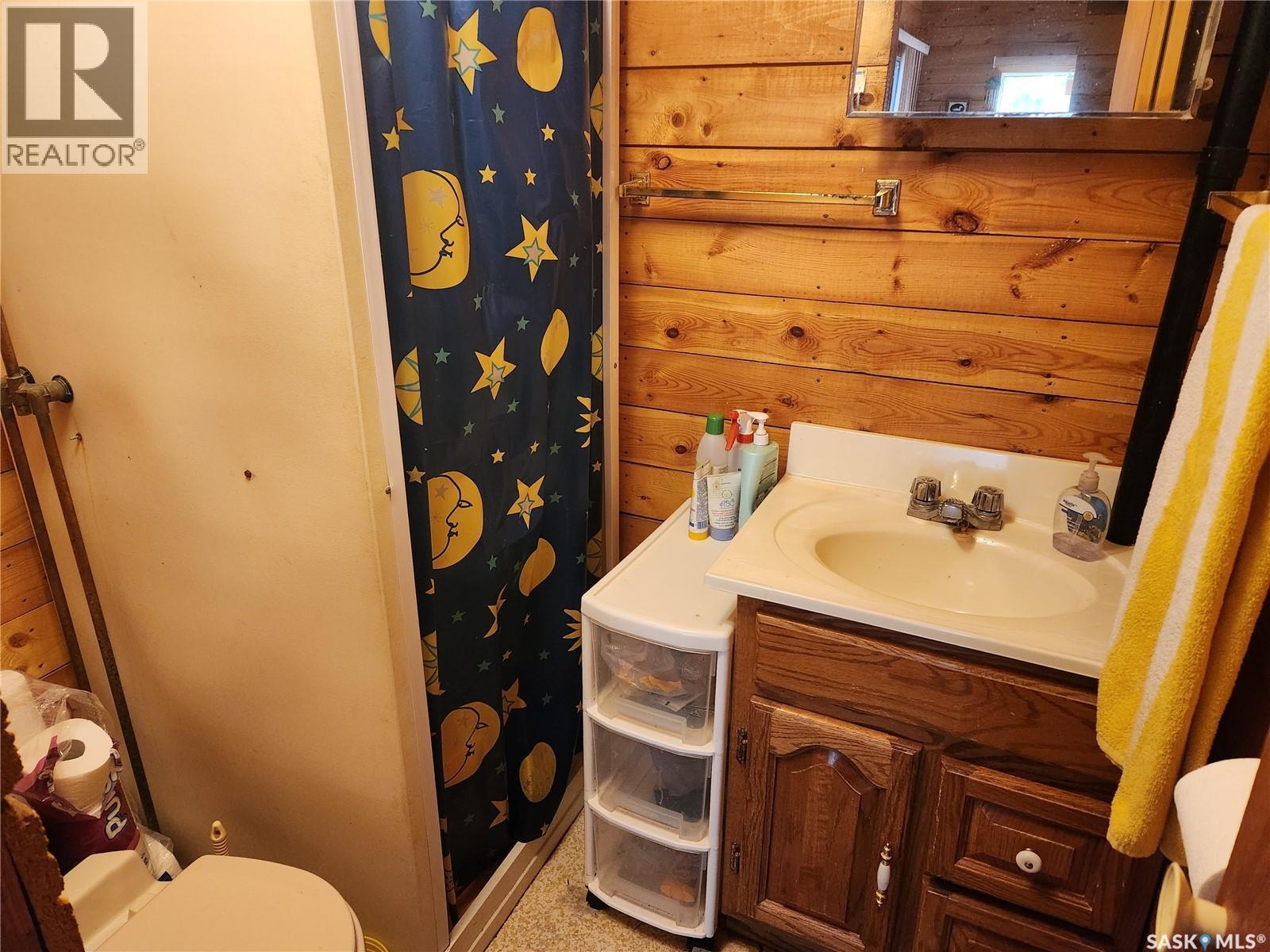 #5 Lookout Road, Northern Admin District, SK - Indoor Photo Showing Bathroom