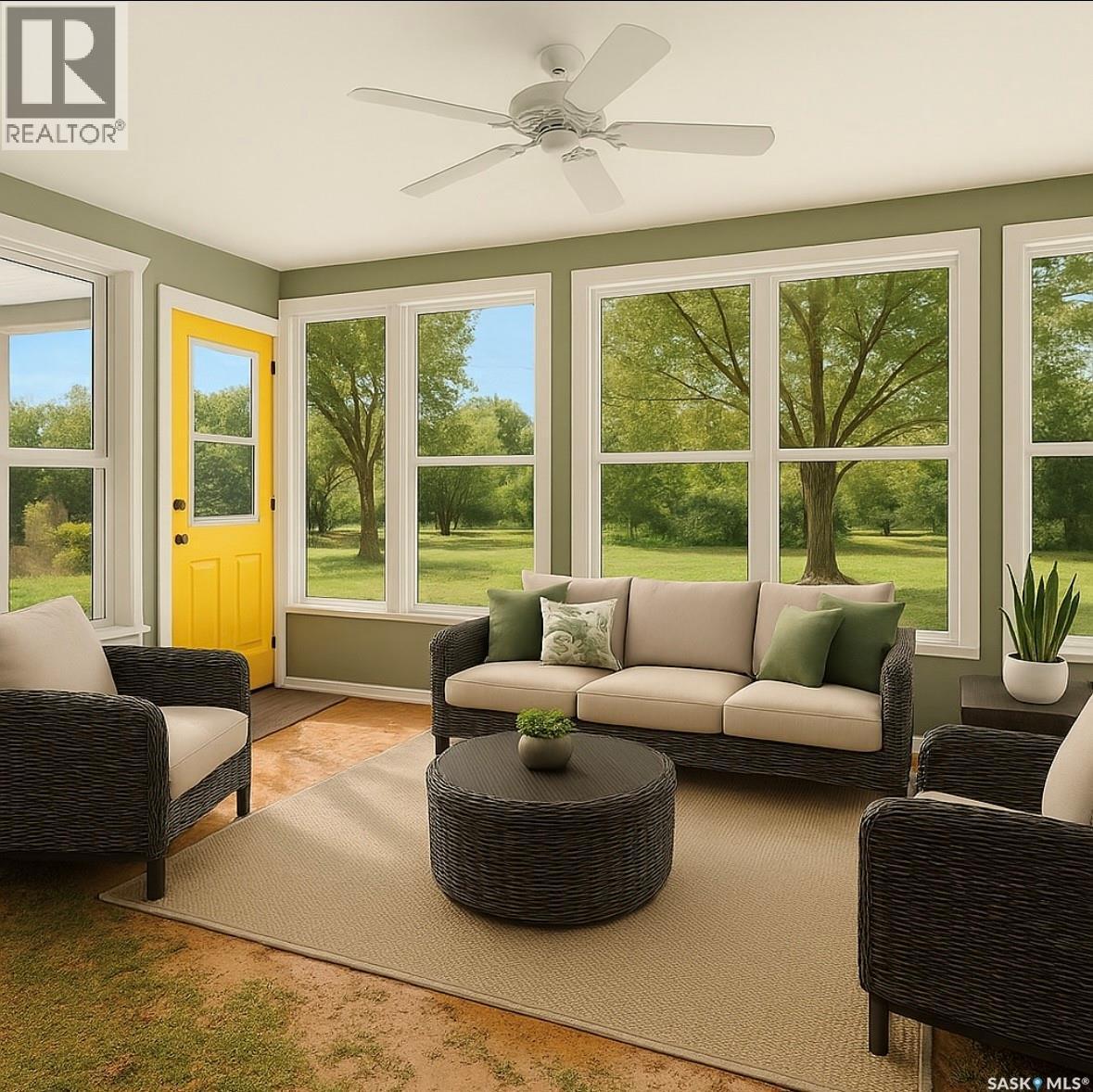Scholer Acreage, Luseland, SK - Indoor Photo Showing Living Room
