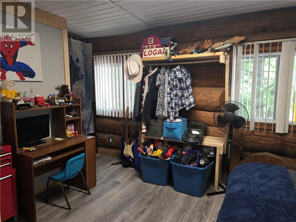 252 Pothier, St. Charles, ON - Indoor