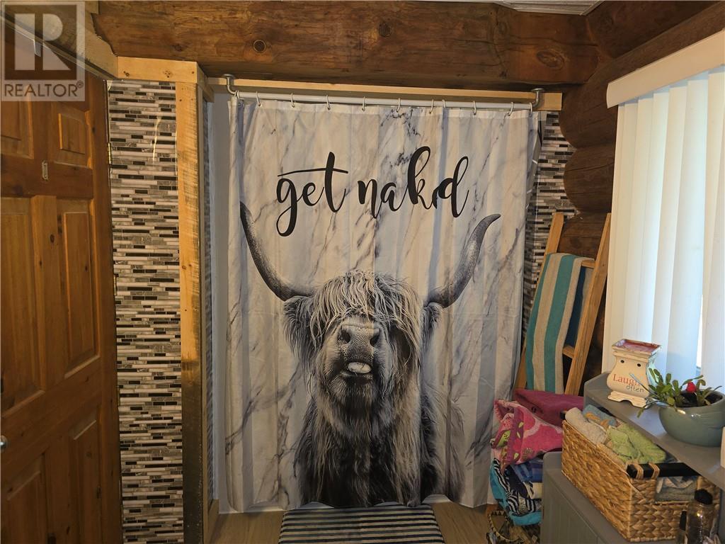 252 Pothier, St. Charles, ON - Indoor Photo Showing Other Room