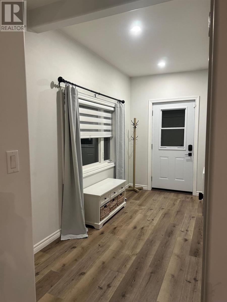 20 Queen St S, Chapleau, ON - Indoor Photo Showing Other Room