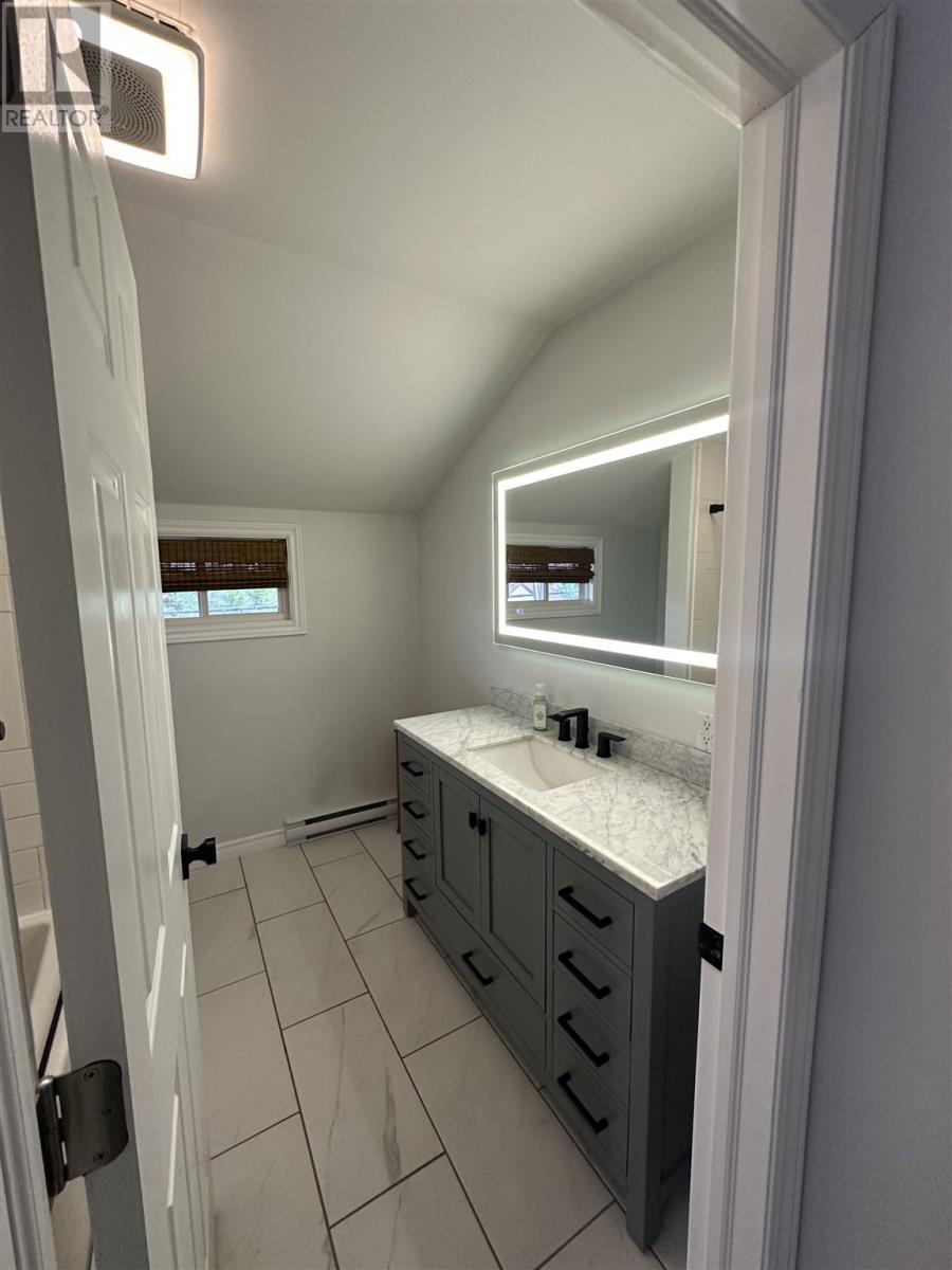20 Queen St S, Chapleau, ON - Indoor Photo Showing Bathroom