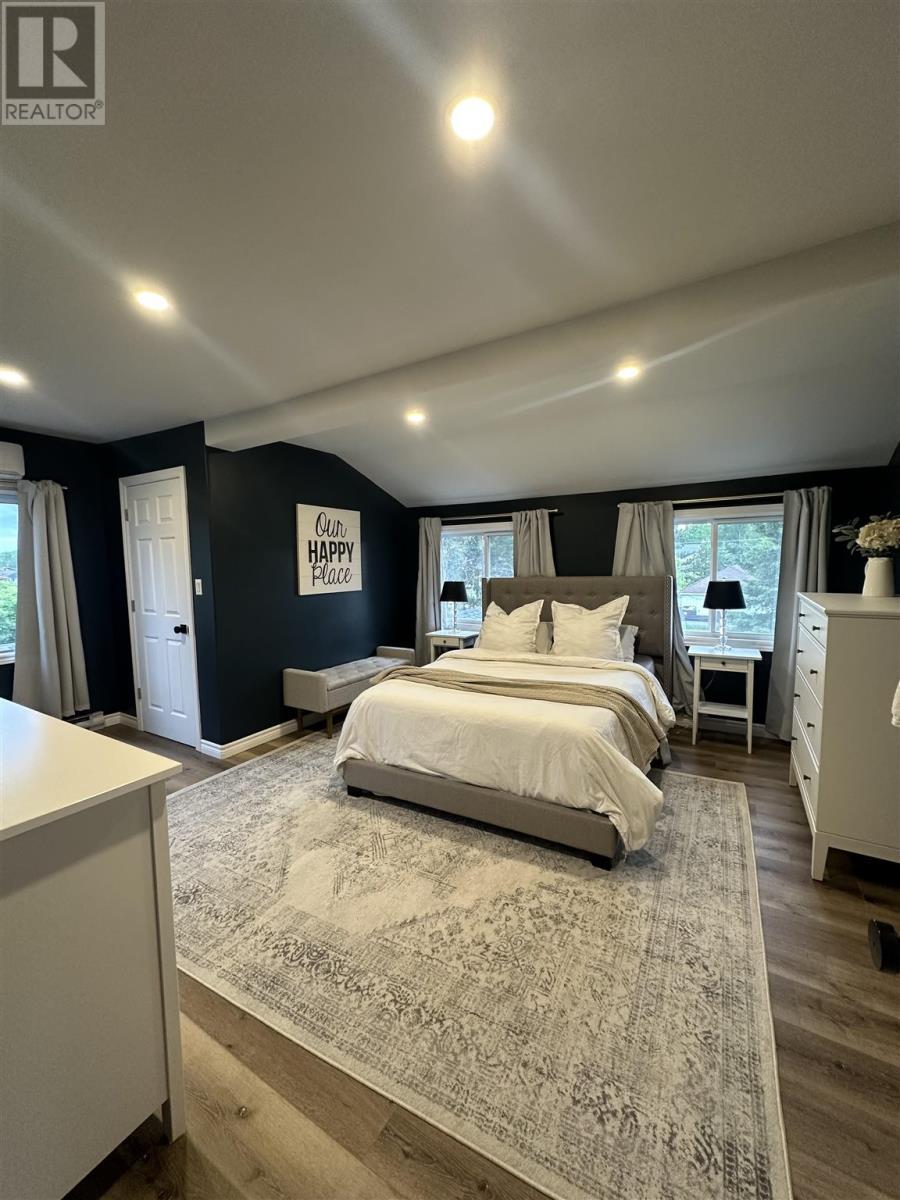 20 Queen St S, Chapleau, ON - Indoor Photo Showing Bedroom