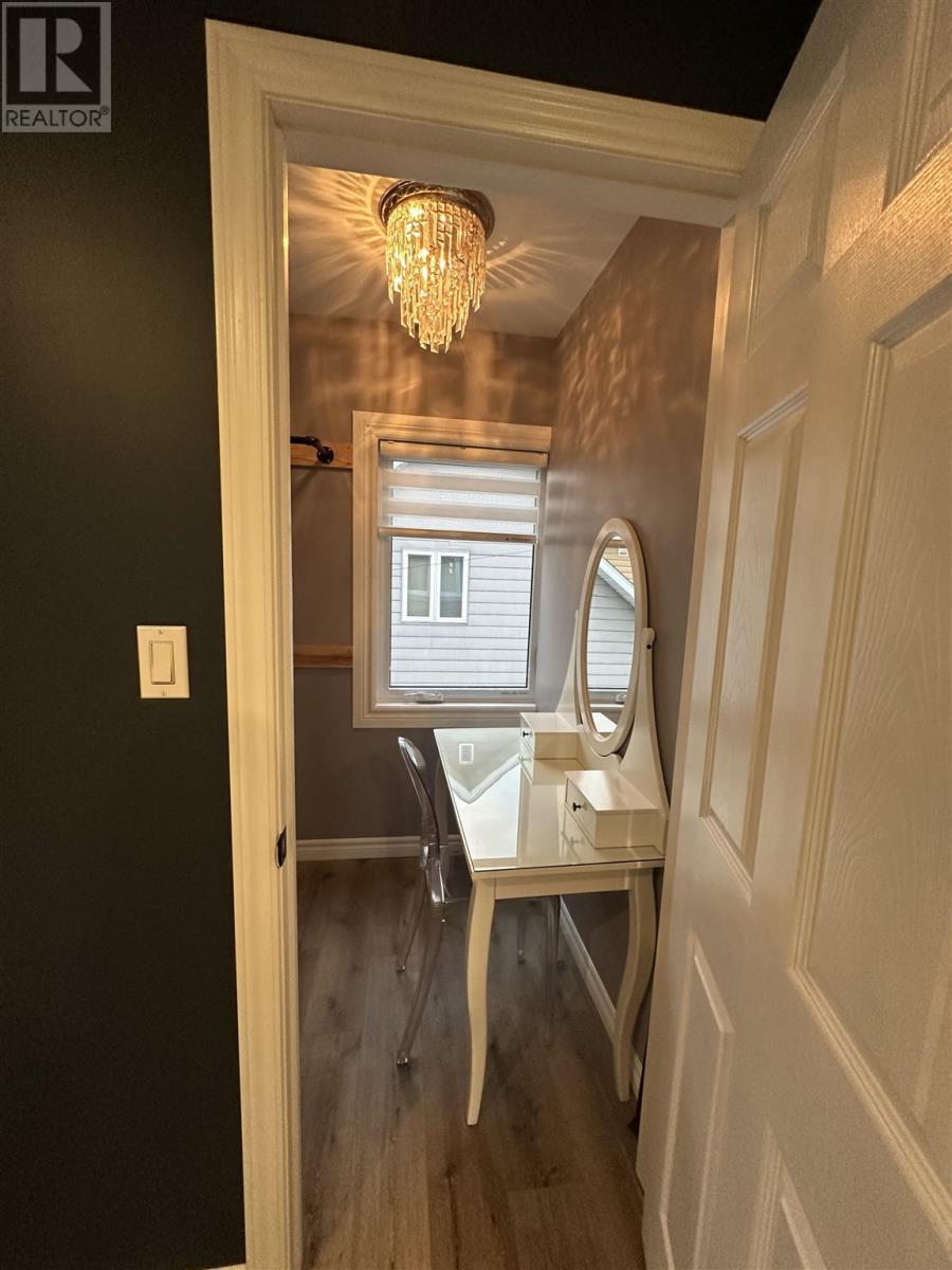 20 Queen St S, Chapleau, ON - Indoor