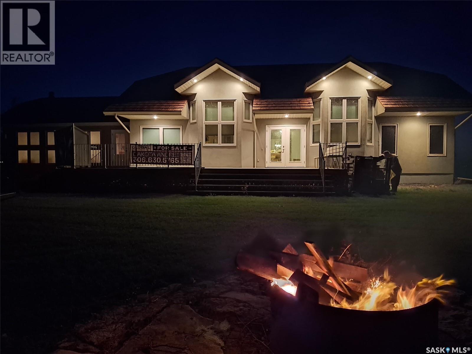 400 Lakeshore Drive, Wee Too Beach, SK - Outdoor With Deck Patio Veranda