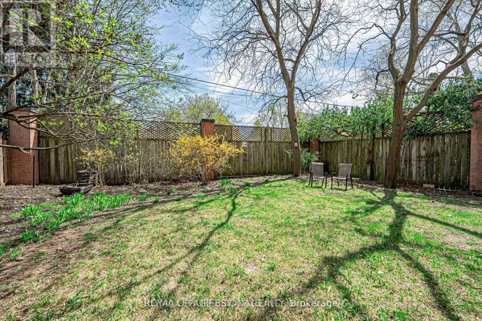 106 - 61 Main Street, Toronto, ON - Outdoor