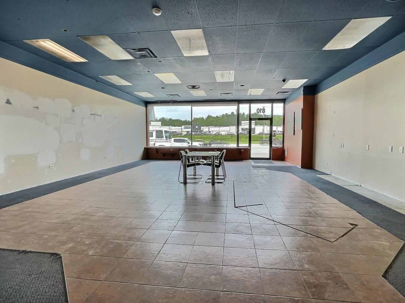 Interior - 808 - 812 Boul. Frontenac E., Thetford Mines, QC - Indoor Photo Showing Other Room