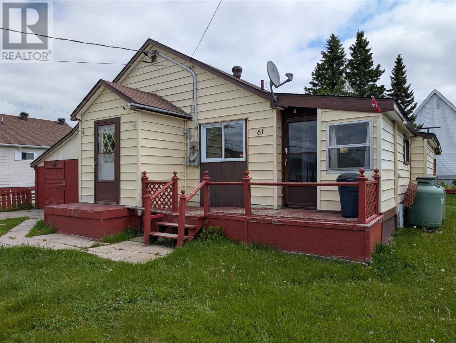 61 Third Ave, Wawa, ON - Outdoor