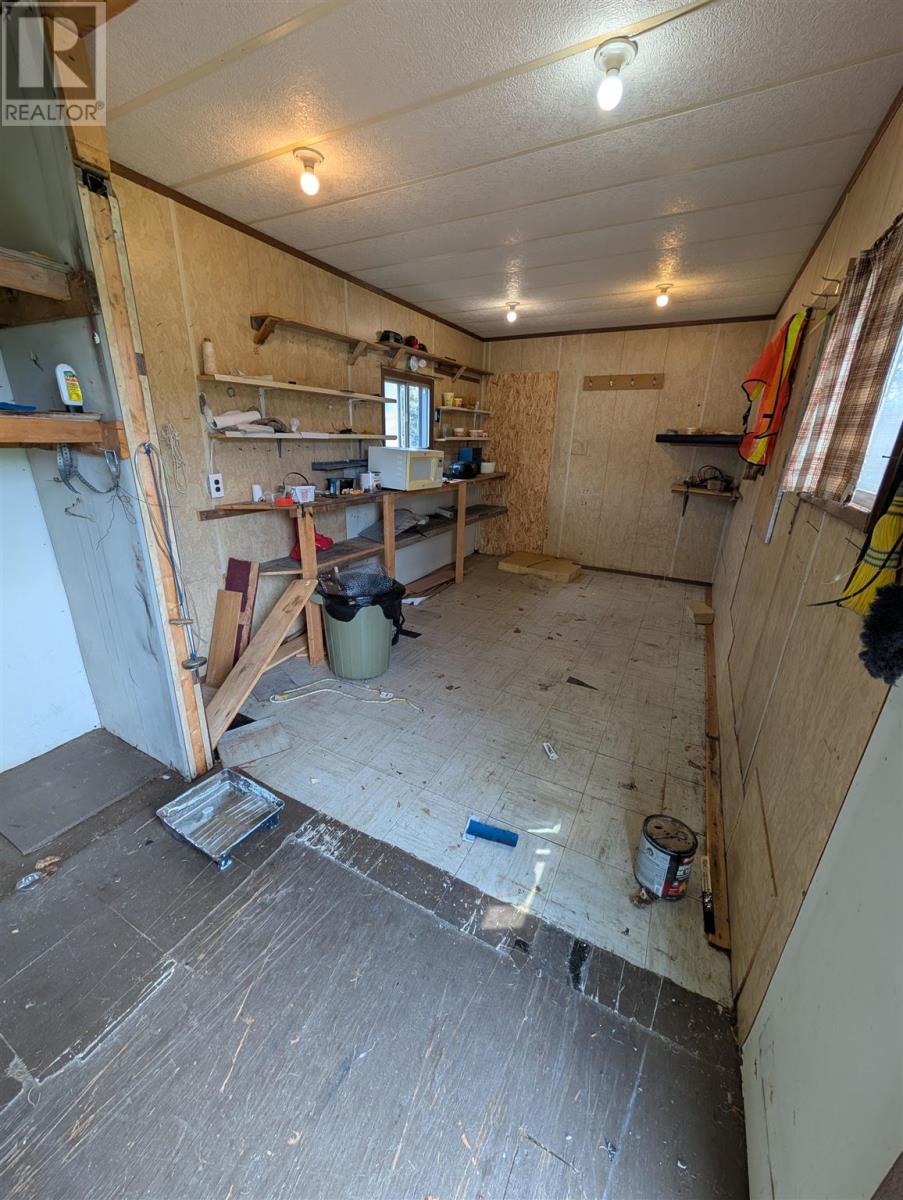 61 Third Ave, Wawa, ON - Indoor