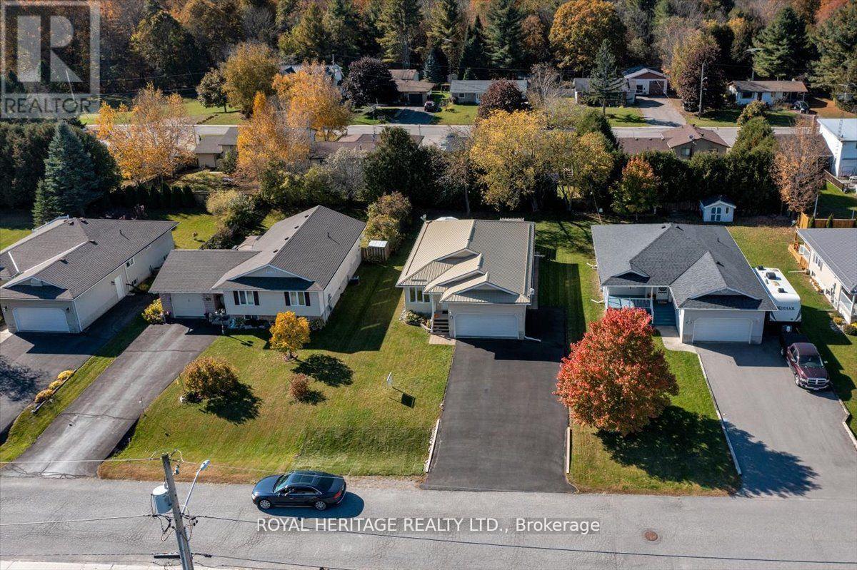 27 South Maloney Street, Marmora And Lake, ON - Outdoor With Facade