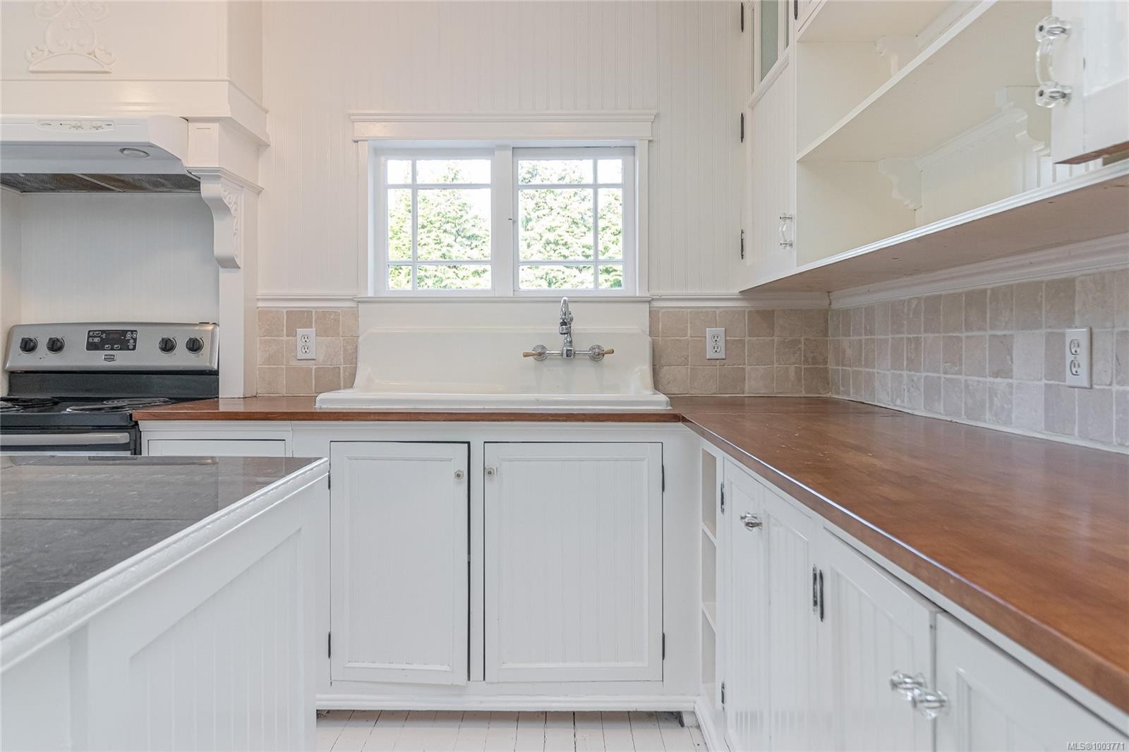 1421 Cranberry Ave, Nanaimo, BC