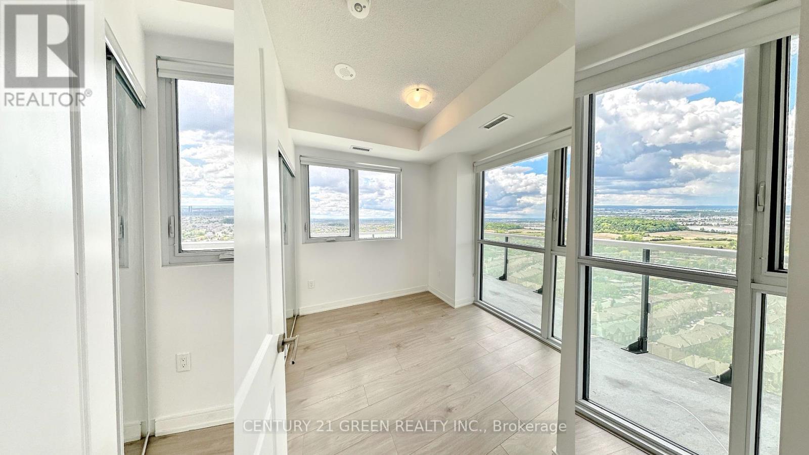 3006 - 8 Nahani Way, Mississauga, ON - Indoor Photo Showing Other Room