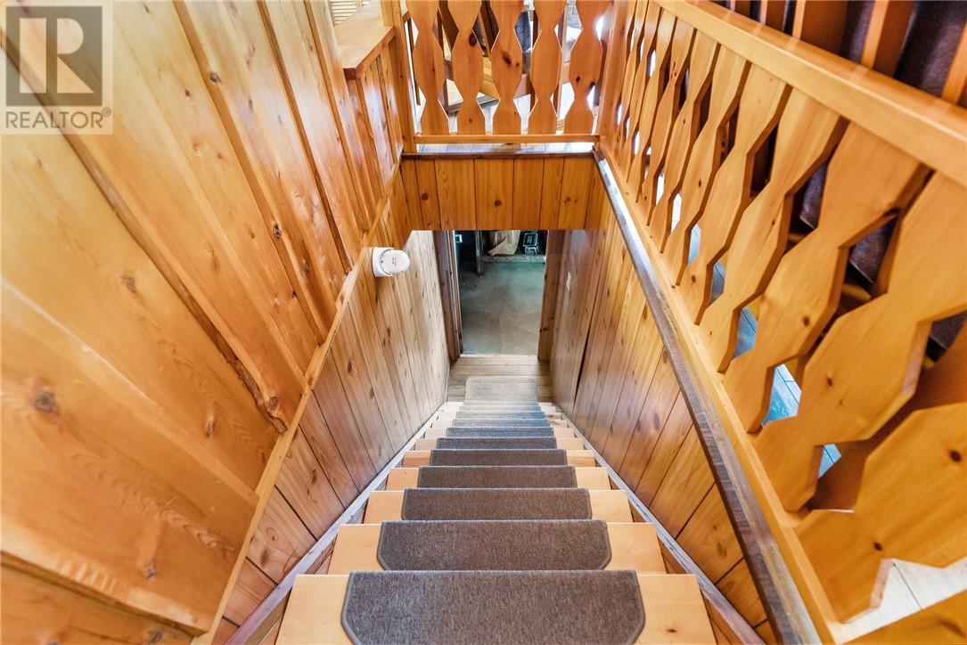 1 Windy Lake Shorty'S Island, Levack, ON