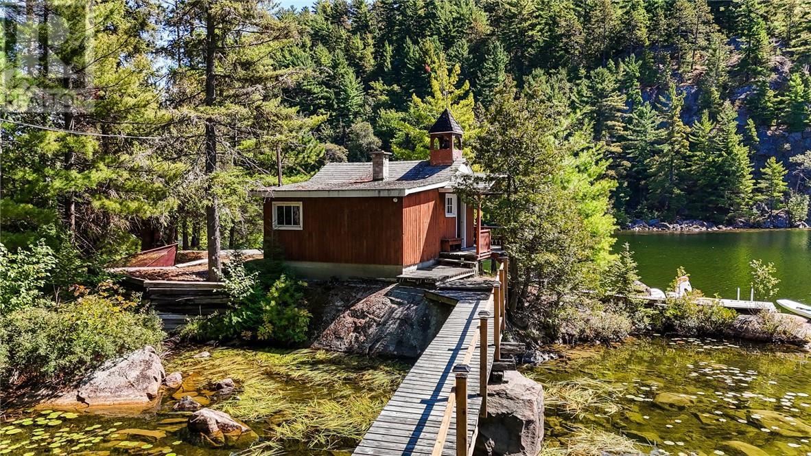 1 Windy Lake Shorty'S Island, Levack, ON