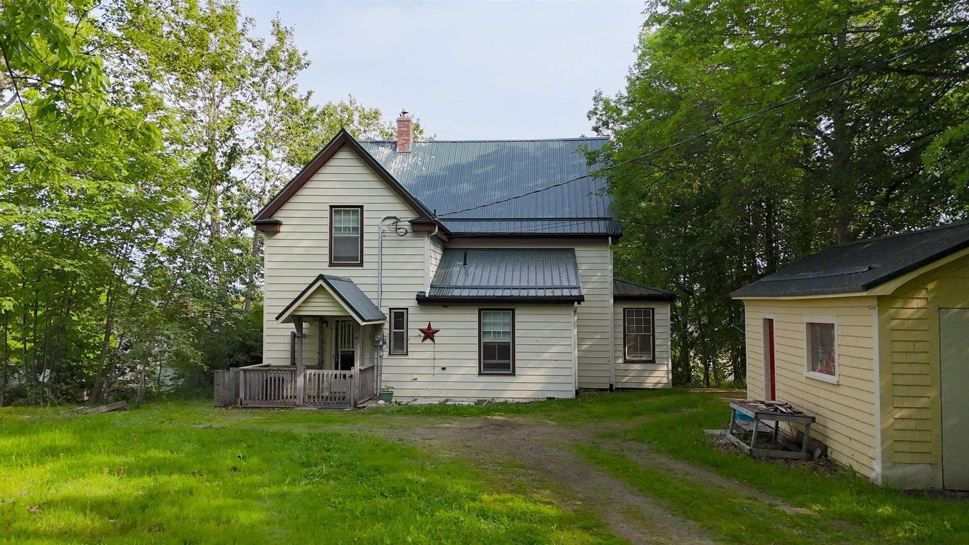 523 Chebucto Street, Baddeck, NS