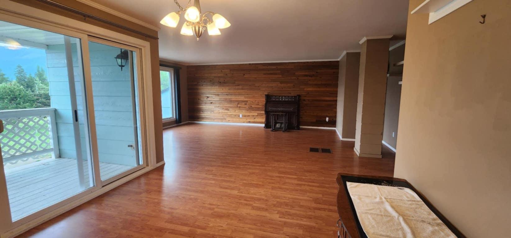 48 Puckett Road, Cherryville, BC - Indoor Photo Showing Other Room