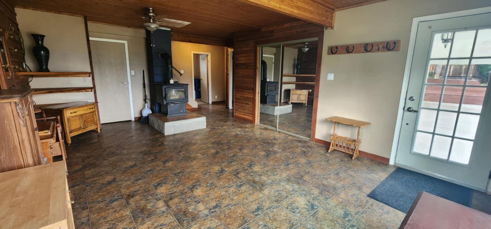 48 Puckett Road, Cherryville, BC - Indoor Photo Showing Other Room