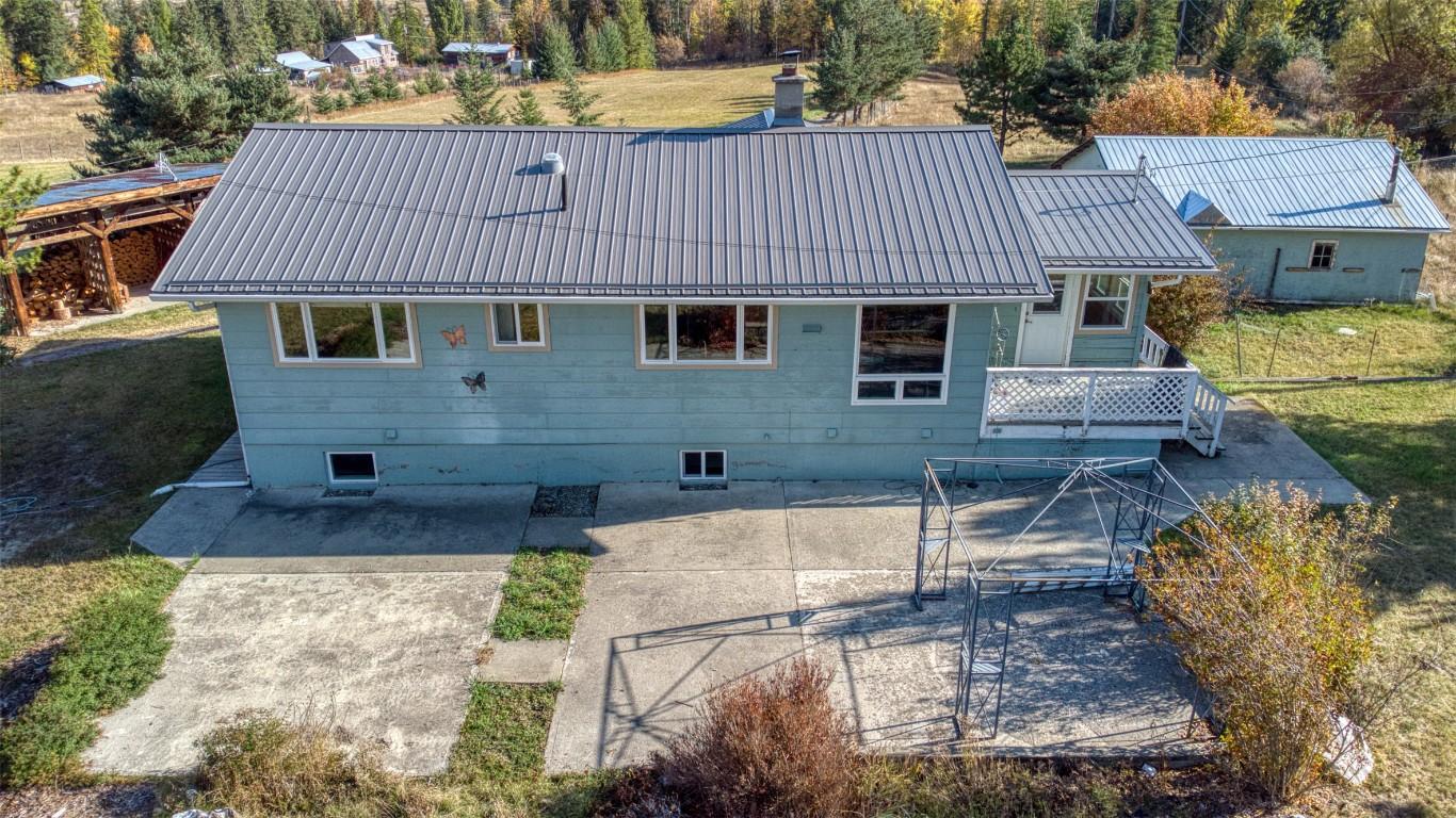 48 Puckett Road, Cherryville, BC - Outdoor