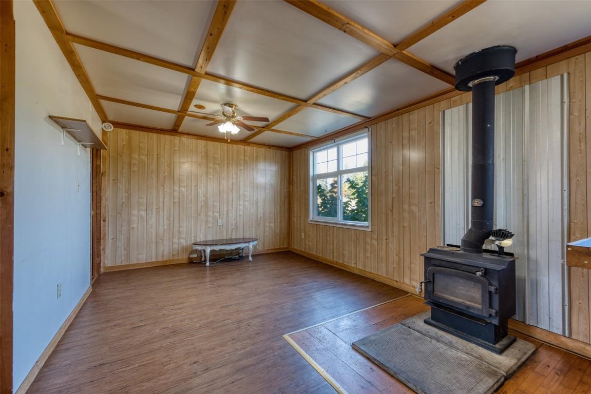 48 Puckett Road, Cherryville, BC - Indoor Photo Showing Other Room