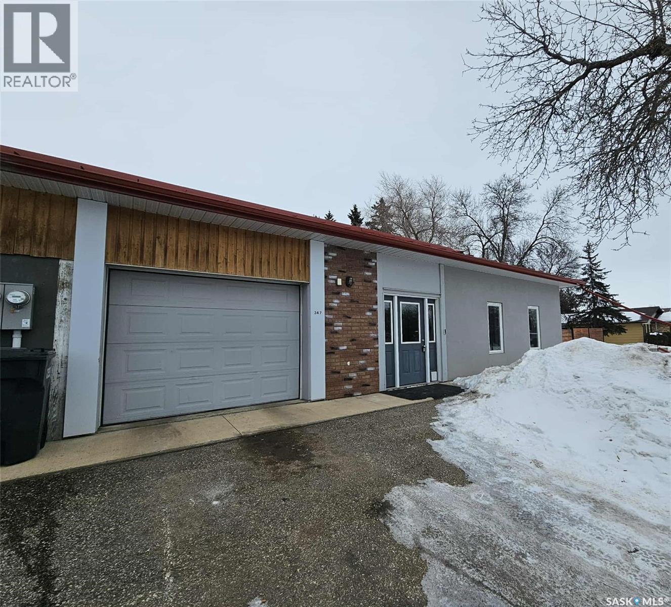 347 Maple Avenue, Yorkton, SK - Outdoor