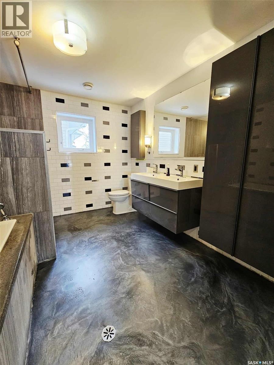 347 Maple Avenue, Yorkton, SK - Indoor Photo Showing Other Room