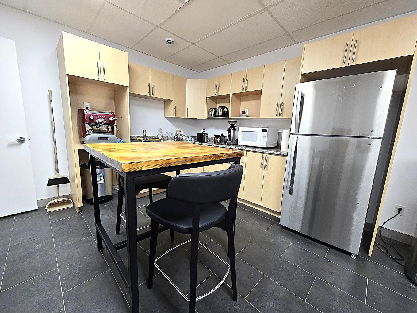 Kitchen - 3591Z - 3595Z Boul. De La Grande-Allée, Boisbriand, QC - Indoor Photo Showing Kitchen