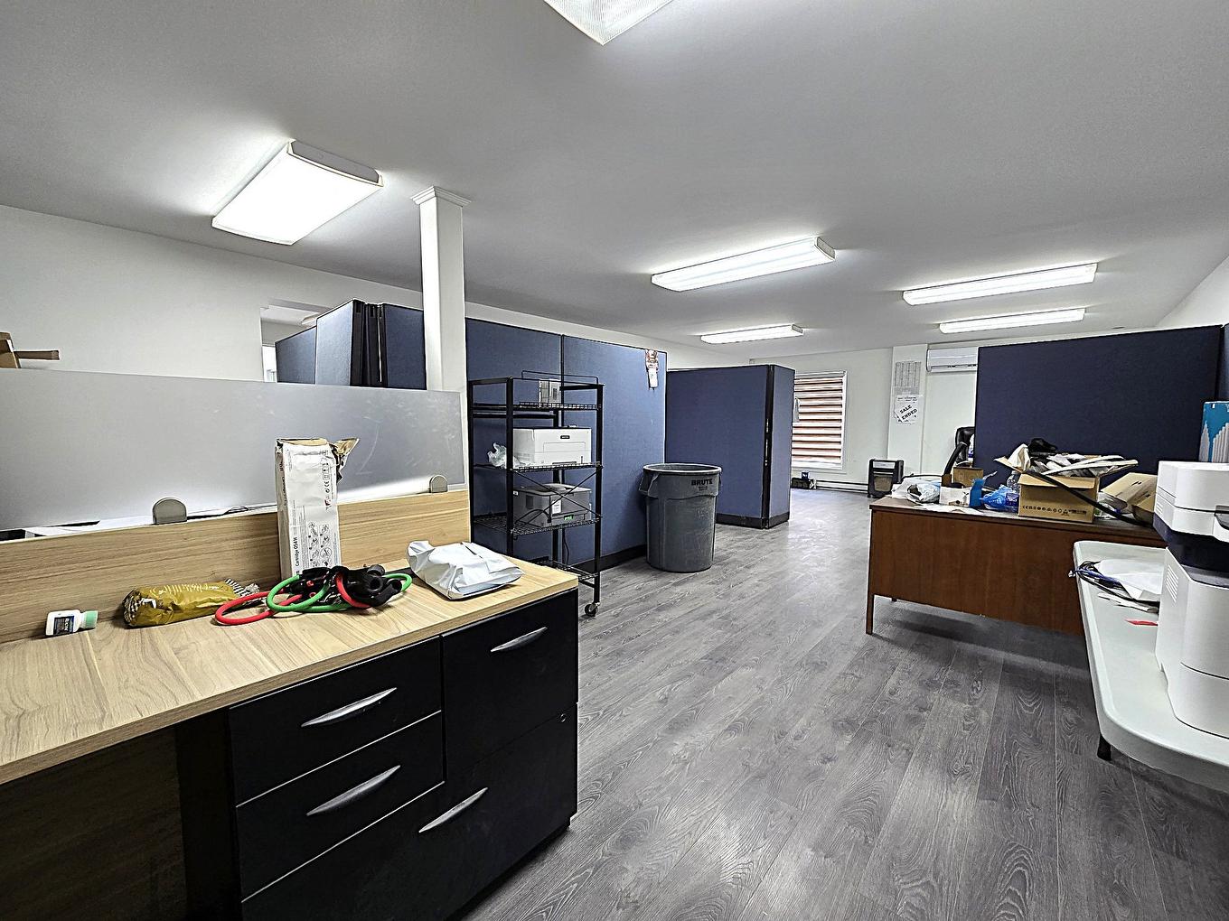 Office - 3591Z - 3595Z Boul. De La Grande-Allée, Boisbriand, QC - Indoor