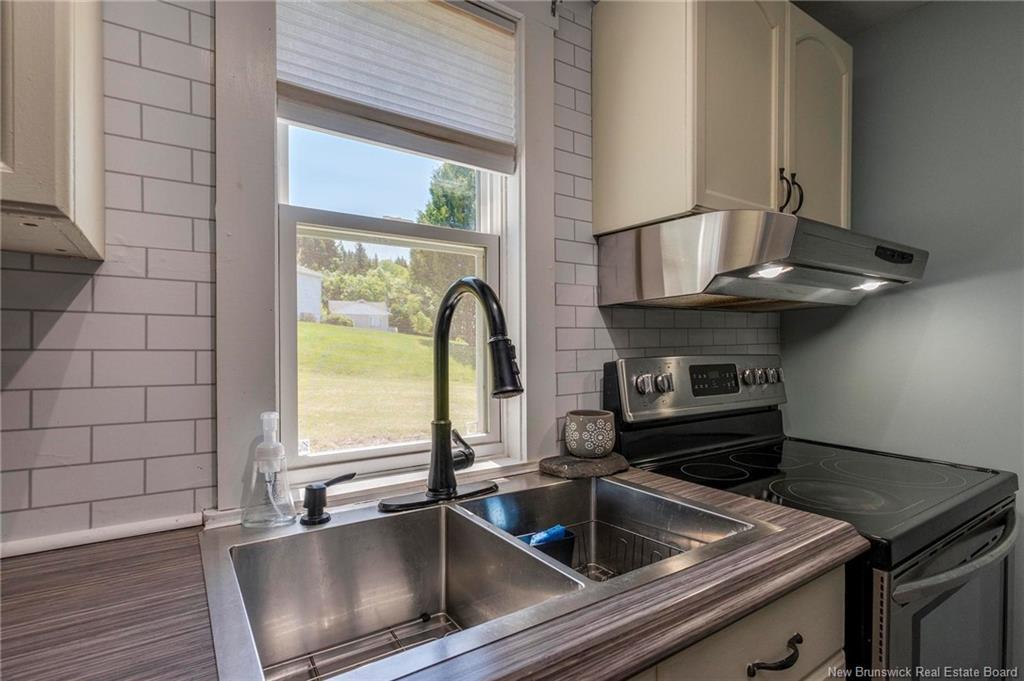 5 Wallace Cove Rd, Blacks Harbour, NB