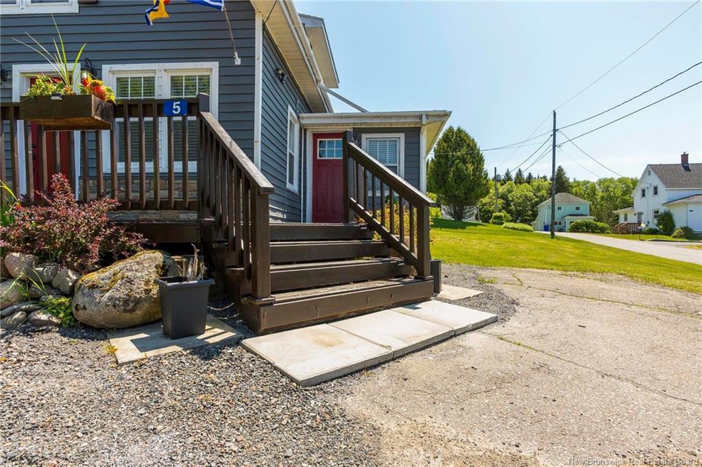 5 Wallace Cove Rd, Blacks Harbour, NB