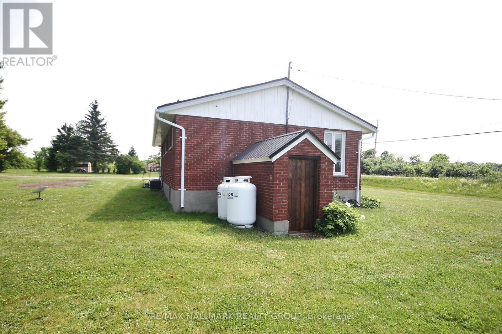 1352 County 43 Road Highway W, Montague, ON