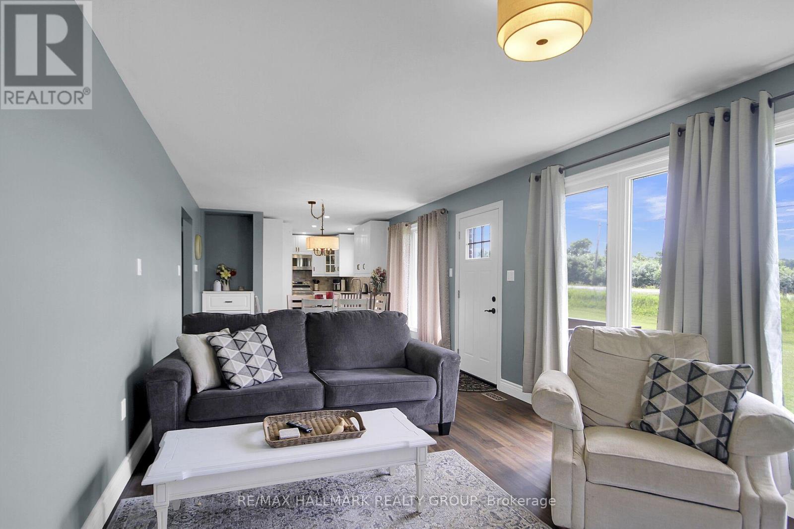 1352 County 43 Road Highway W, Montague, ON