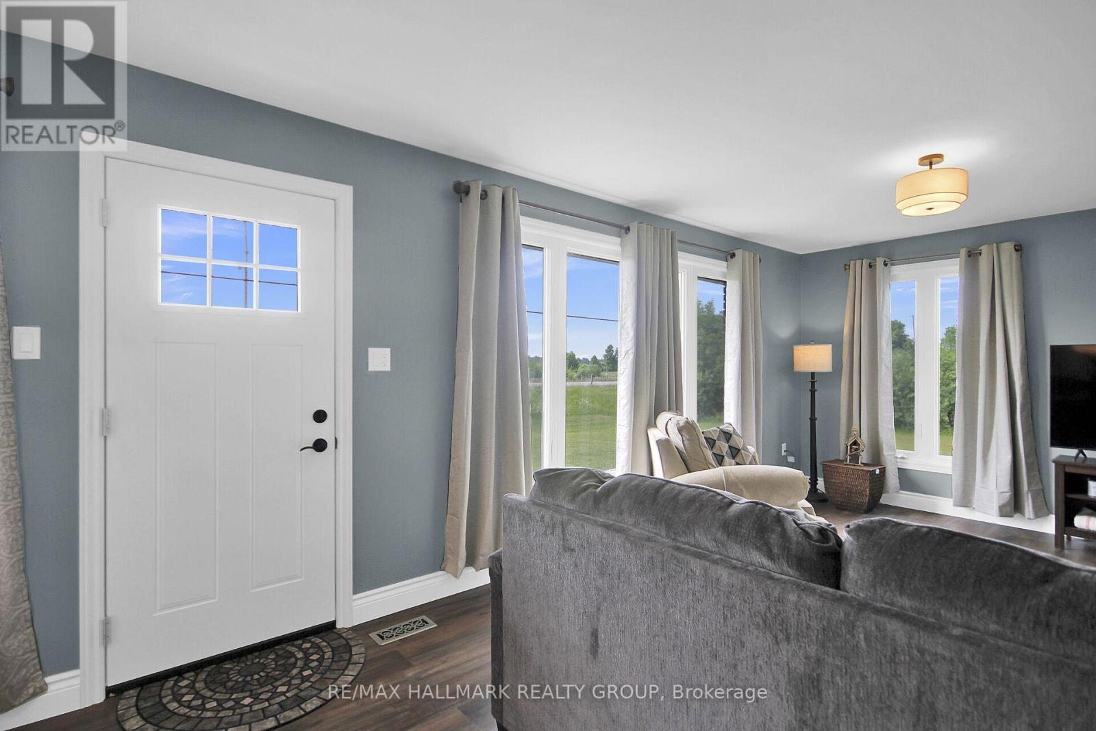 1352 County 43 Road Highway W, Montague, ON