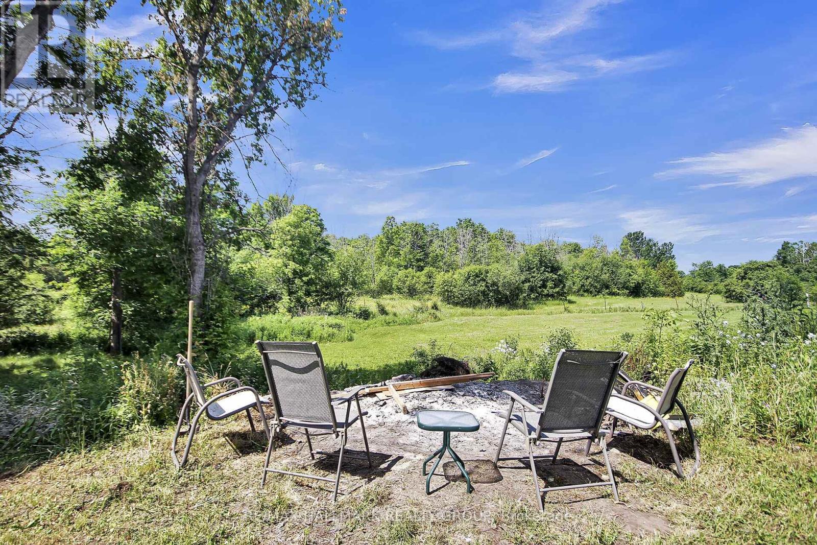 1352 County 43 Road Highway W, Montague, ON