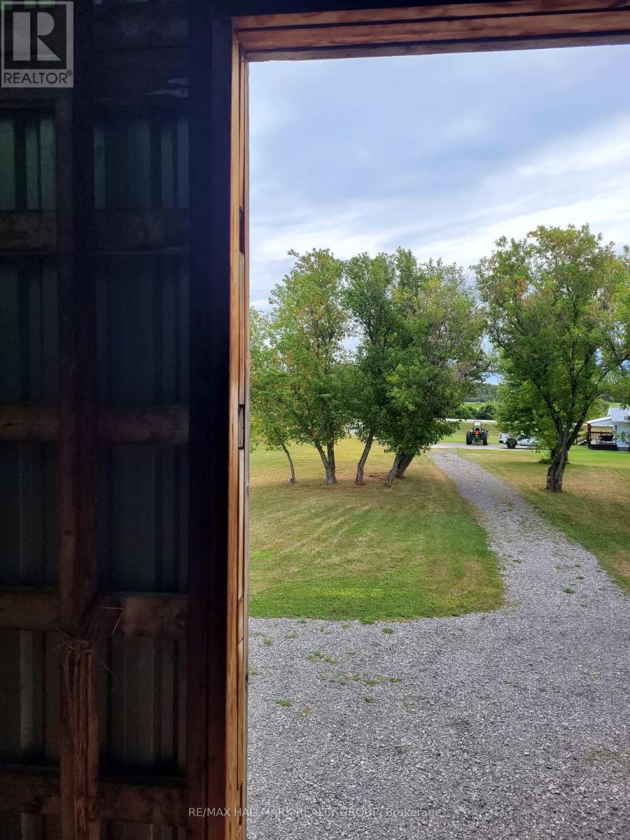 1352 County 43 Road Highway W, Montague, ON