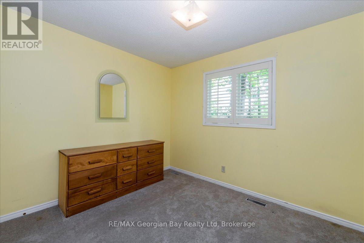 31 Lakeview Crescent, Tiny, ON - Indoor