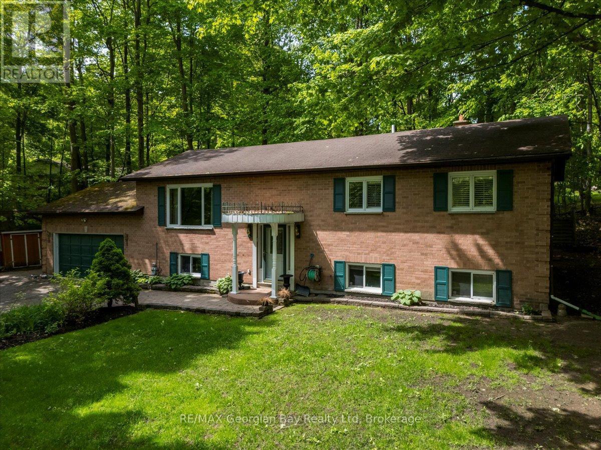 31 Lakeview Crescent, Tiny, ON - Outdoor