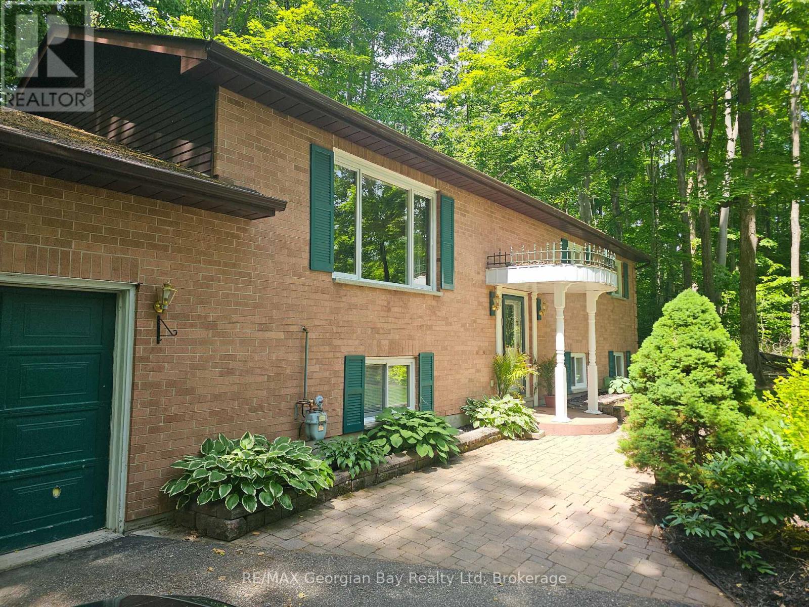 31 Lakeview Crescent, Tiny, ON - Outdoor With Exterior