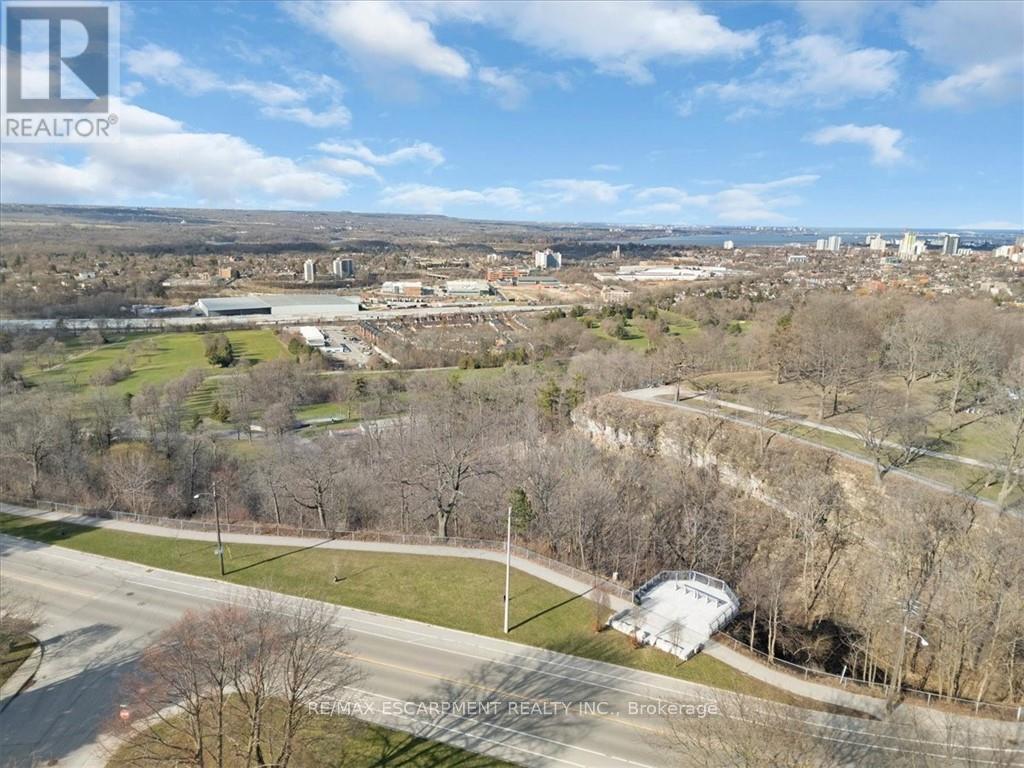 94 West 32Nd Street, Hamilton, ON - Outdoor With View