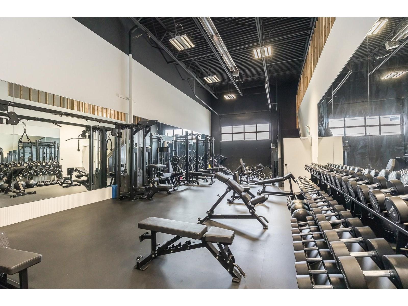 2 34100 South Fraser Way, Abbotsford, BC