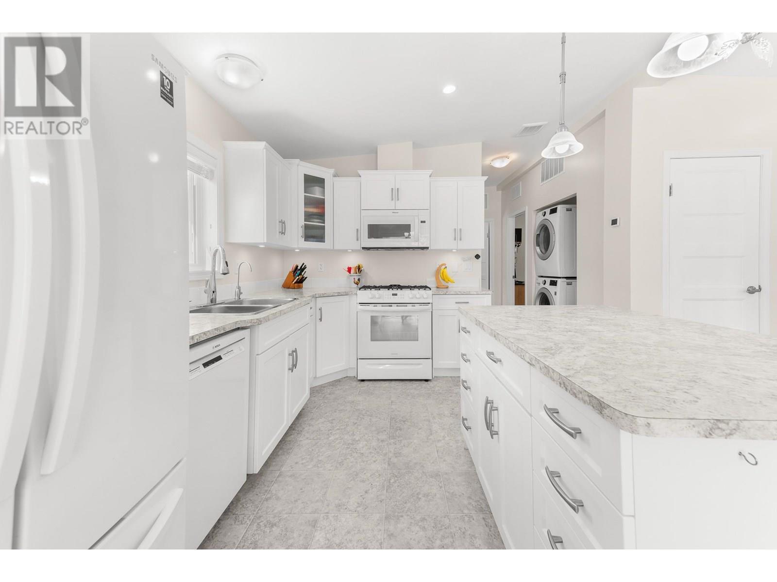 1118 Middle Bench Road Unit# 1, Keremeos, BC