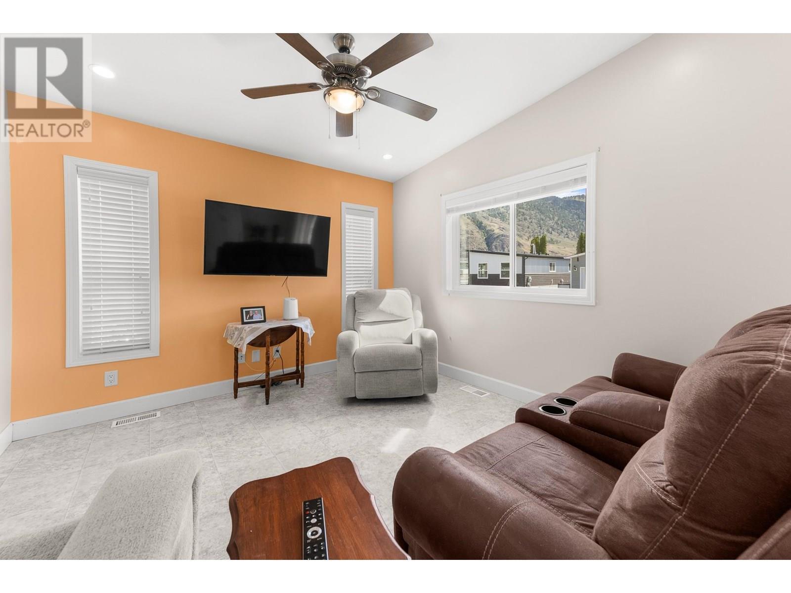 1118 Middle Bench Road Unit# 1, Keremeos, BC