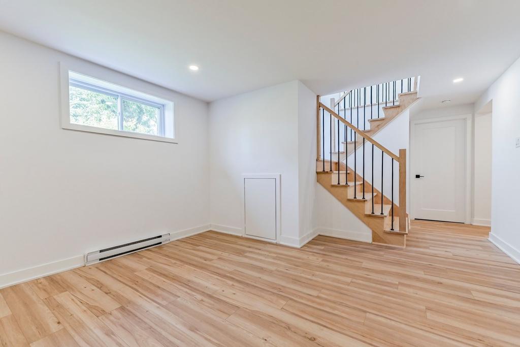 Family room - 2010 Rue La Corne, Saint-Bruno-De-Montarville, QC - Indoor Photo Showing Other Room