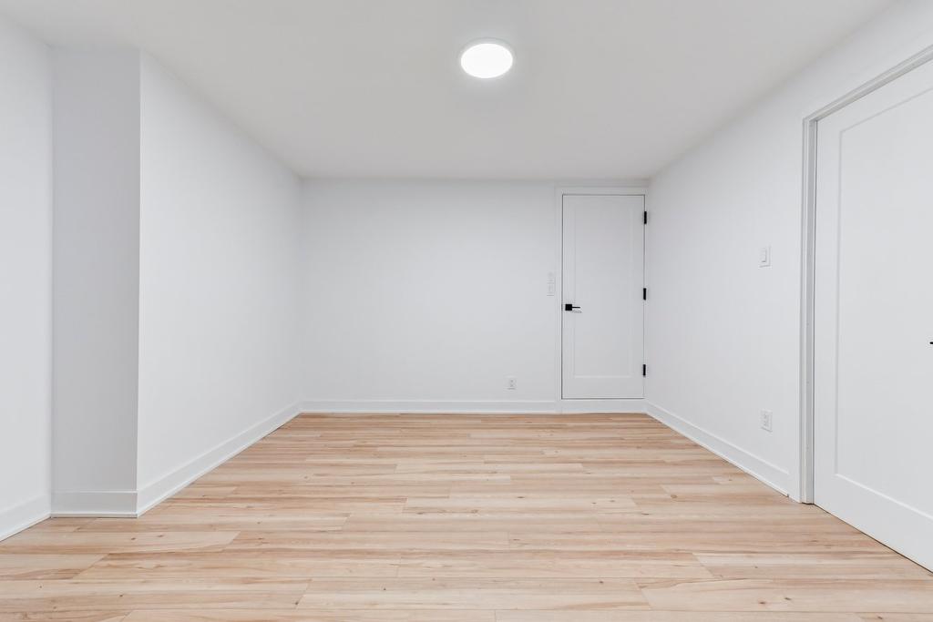 Office - 2010 Rue La Corne, Saint-Bruno-De-Montarville, QC - Indoor Photo Showing Other Room