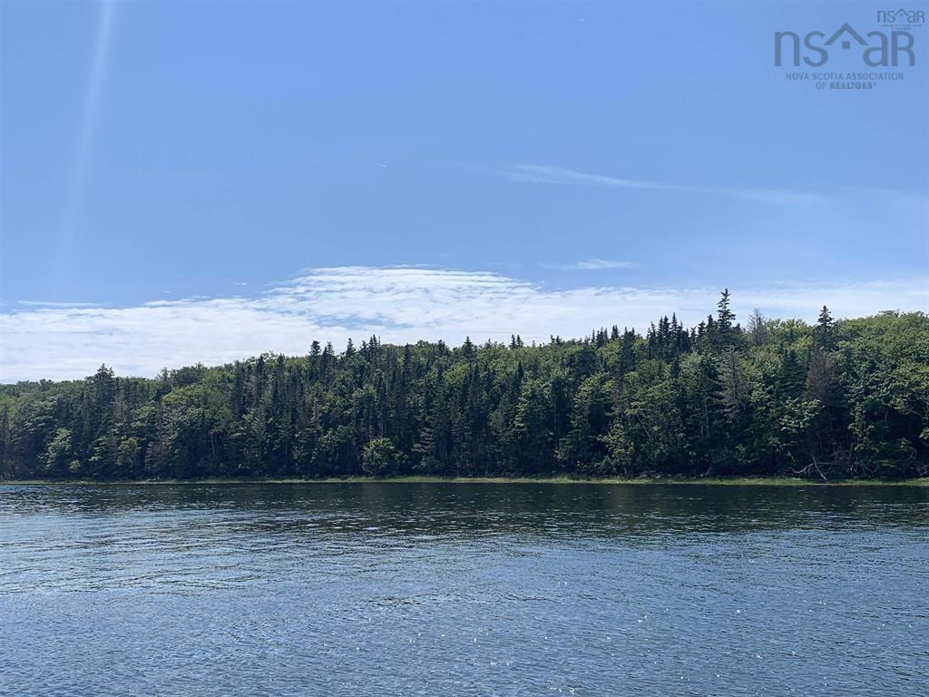 Mikes Island, Surette'S Island, NS