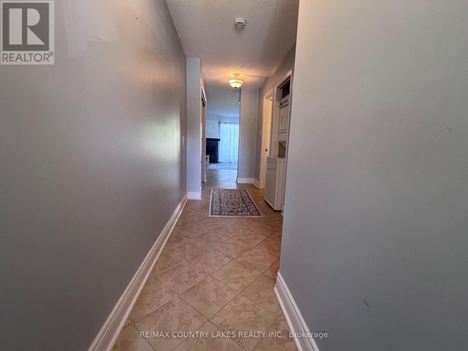 4 - 11 Laguna Parkway, Ramara, ON - Indoor Photo Showing Other Room