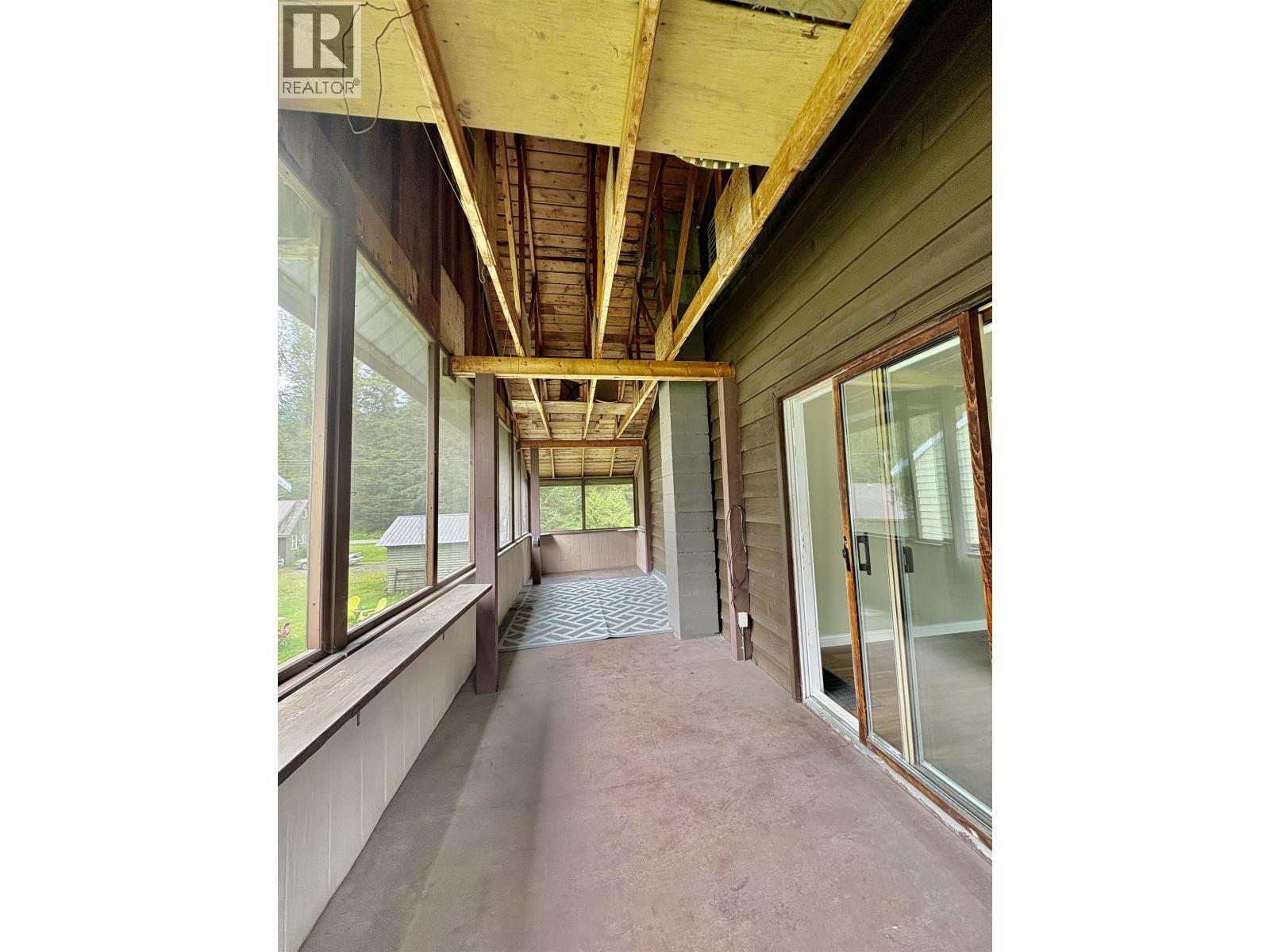 1407 Raven Street, Stewart, BC - With Exterior